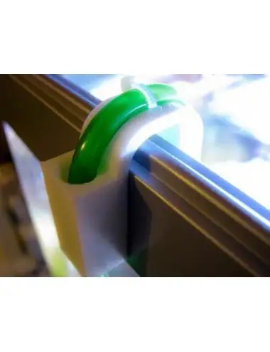 AQUACONNECT - Gomito di fissaggio per tubi fino a max. 9 mm di diametro.