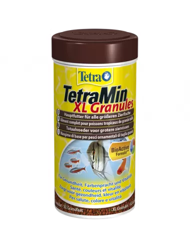 Tetramin XL est une nourriture en granulés pour poissons exotiques de plus  de 6cm